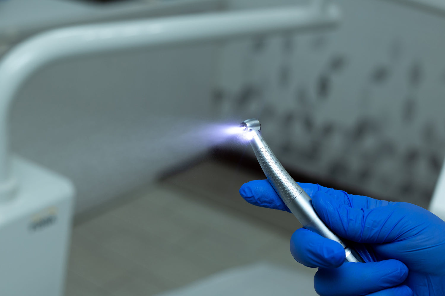 High Speed vs Low Speed Dental Handpiece